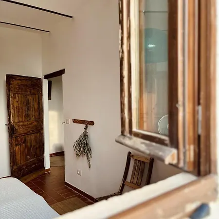 Casa Bozzo, 'stalla' *